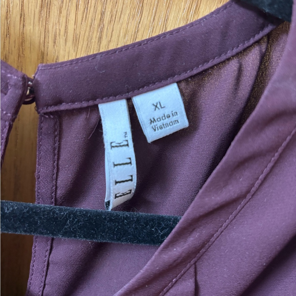 Elle Plum Ruffle Sleeve Blouse XL | Pleated Front Keyhole Top Elegant - Picture 3 of 3